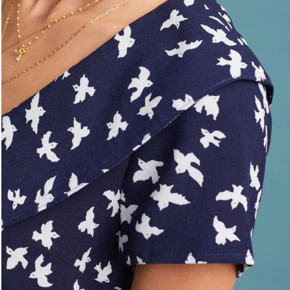 Anthropologie Austen Collared Navy and White Bird Motif  Blouse Top Size 12_3